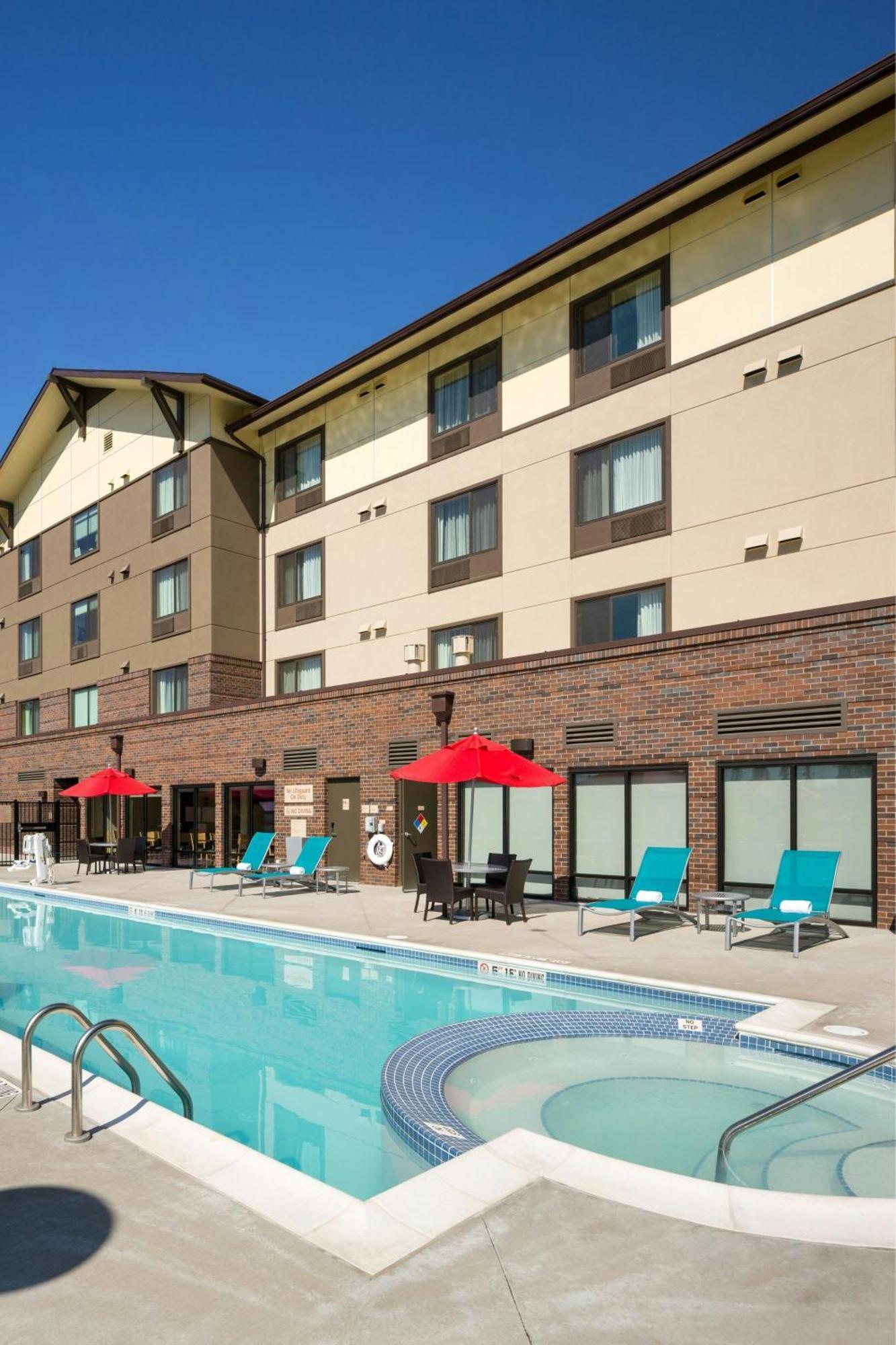 Towneplace By Marriott Suites Portland Vancouver Evergreen Bagian luar foto